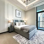 Trophy-Unveil The Charm Of Modern Living In Jlt